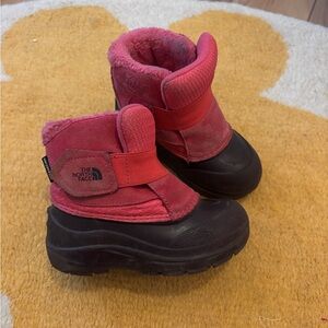 The North Face Kids Pink Winter Boots